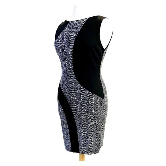 Caché Dresses & Skirts - Cache Sleeveless Black-White Herringbone Tweed Color Block Sheath Dress Size 14